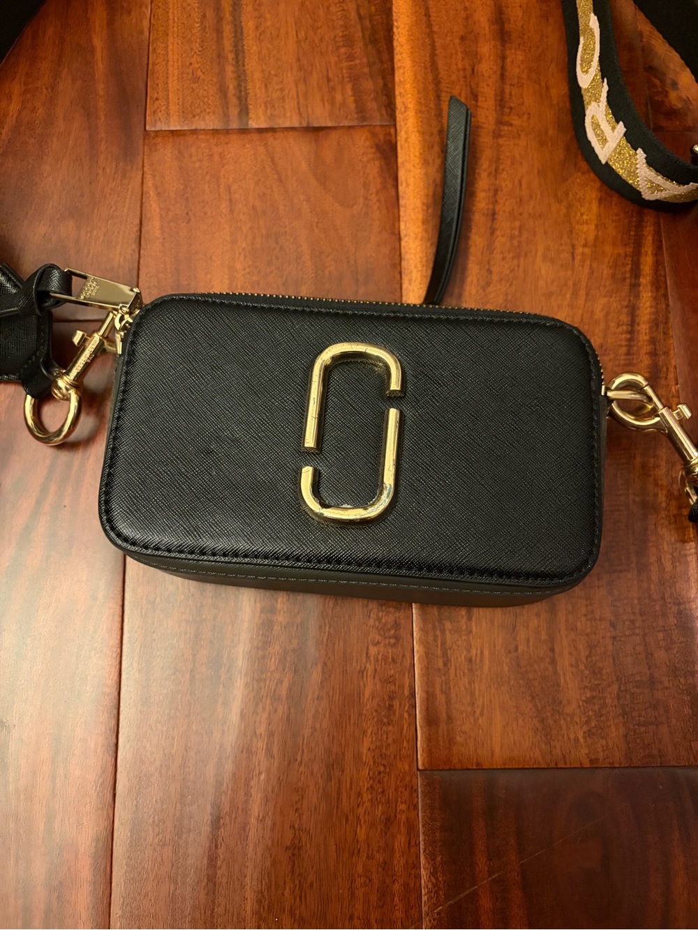 Marc Jacobs Black Snapshot Crossbody Camera Bag with Branded Strap - Picture 6 of 6